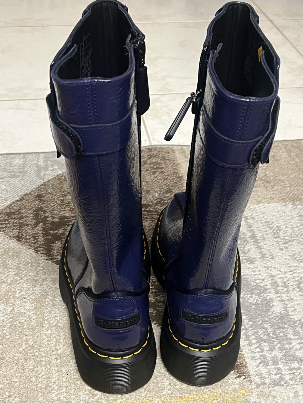 Dr Martens BUZZ HI DISTRESSED PATENT BOOTS - Picture 4 of 12